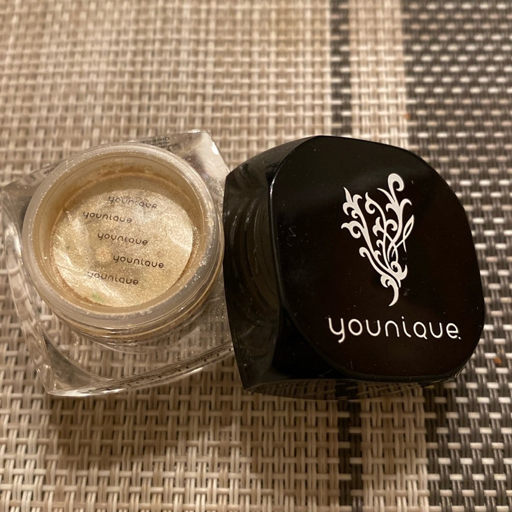 Brand New Younique Shimmer Pigment Eye Shadow Moodstruck Minerals Angelic